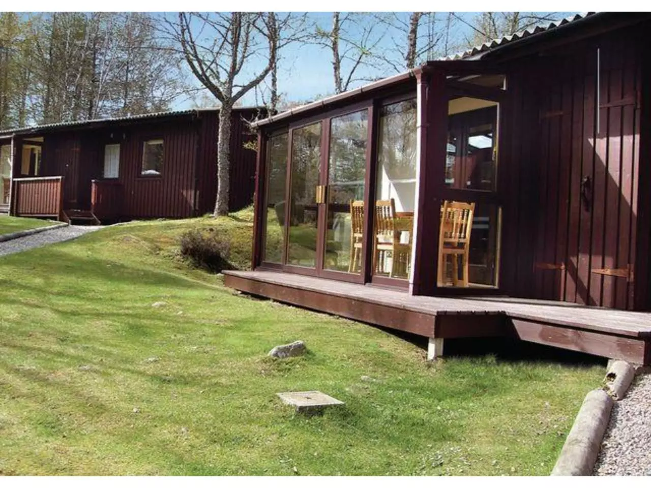 Page 4 of 8, Lochanhully Woodland Resort