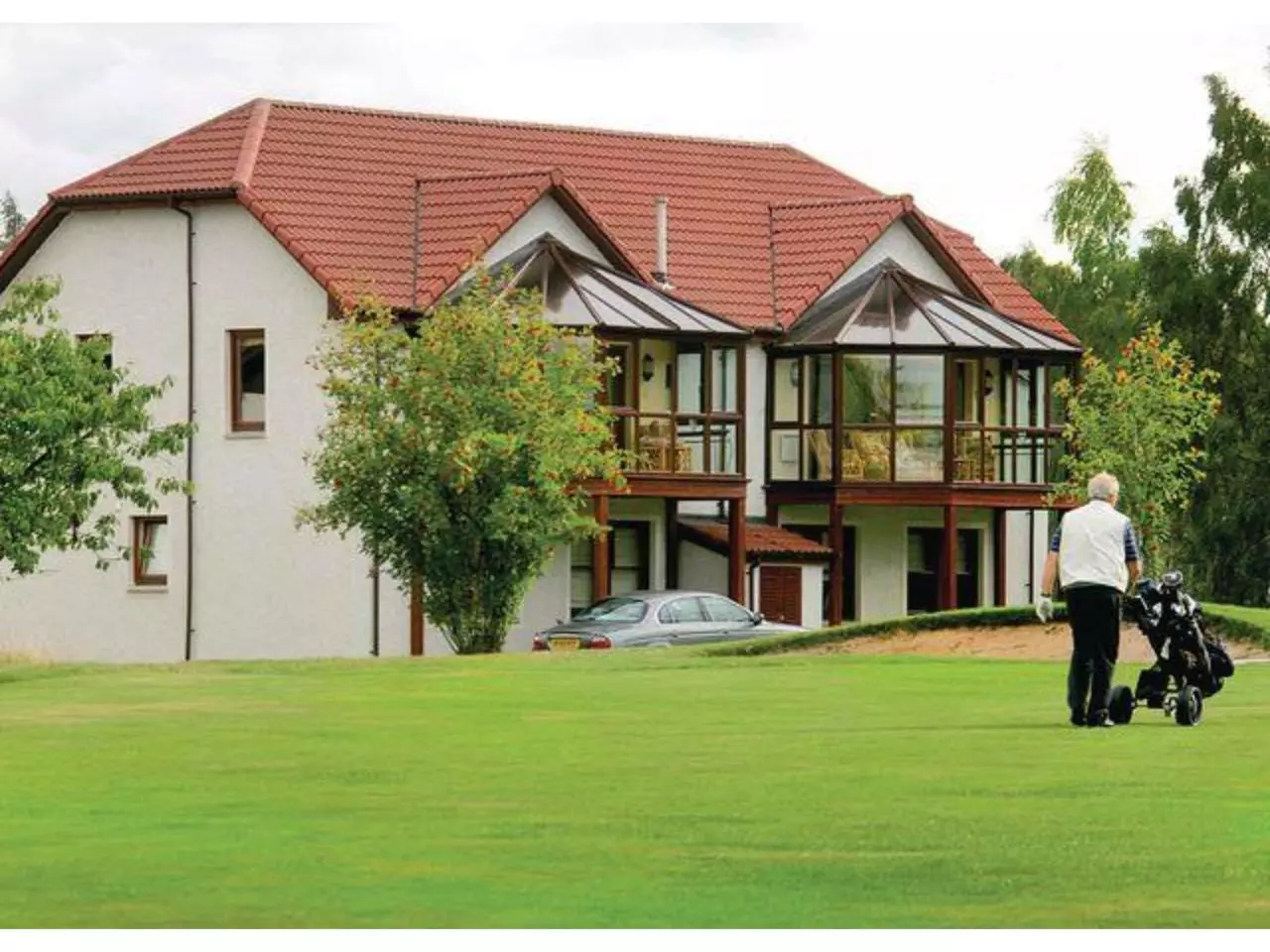 Page 2 of 11, Spey Valley Countryclub