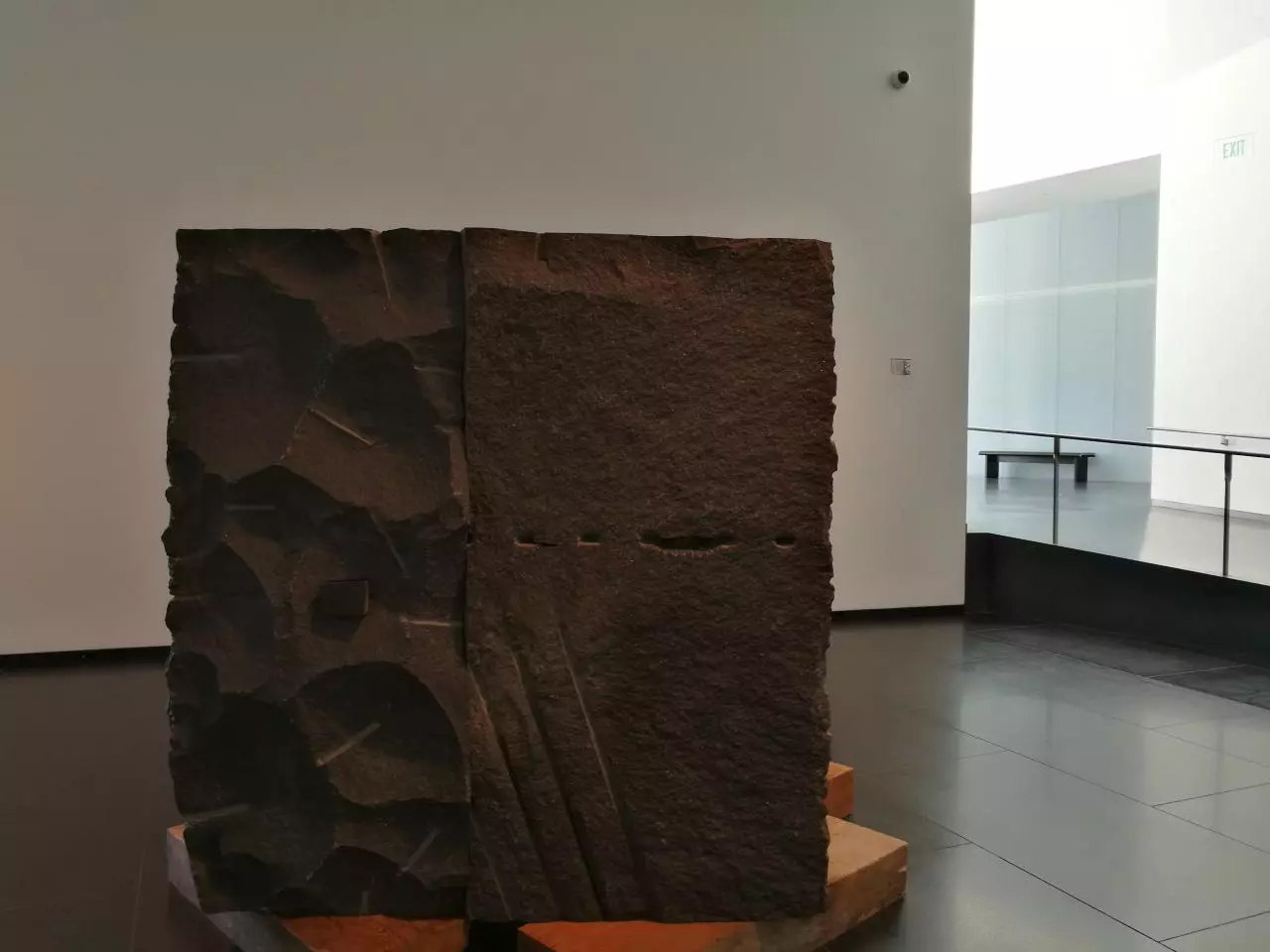 Page 2 of 25, An Architect Visits the Art Museum A Photo Essay